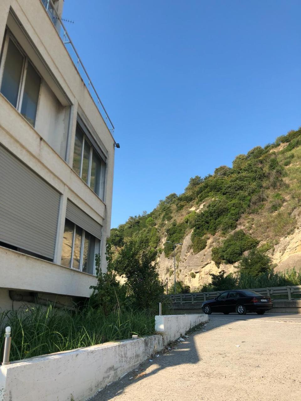 Apartment Ermest ,Kavaje Rock Durrës Exteriér fotografie